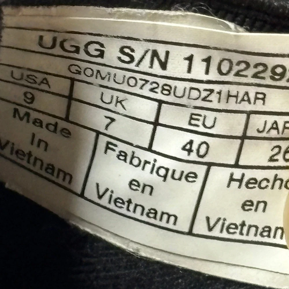 UGG Black Women's 9 Kitlyn Leather Slip On Sneakers Shoes Cozy‎ Lined